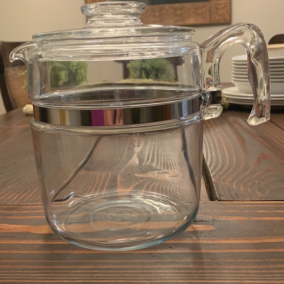 Pyrex 9 Cup Pot - Picture 2 of 4